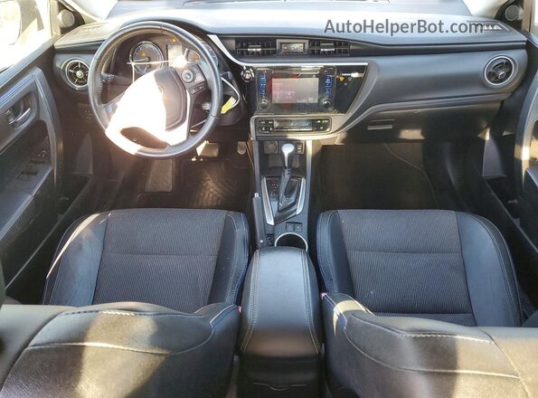 2T1BURHE0HC773974 2017 TOYOTA COROLLA Blue Вид панелі приладів