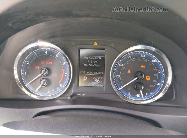 2T1BURHE0HC911030 2017 TOYOTA COROLLA Red Widok tylnych siedzeń