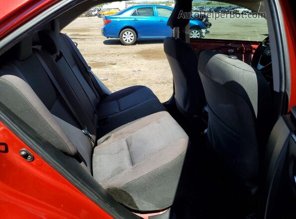 2T1BURHE0HC934341 2017 TOYOTA COROLLA Красный Вид задних сидений