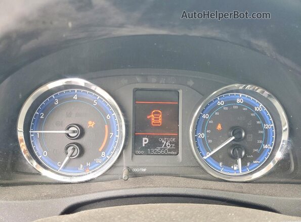 2T1BURHE0JC076200 2018 TOYOTA COROLLA Silver Instrument cluster view