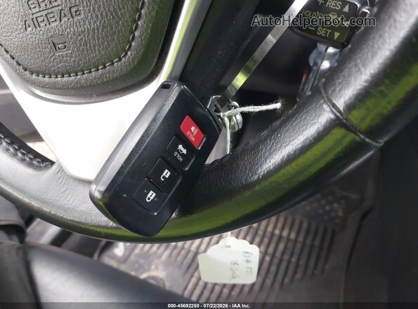 2T1BURHE0JC107073 2018 TOYOTA COROLLA Серый Вид панели приборов