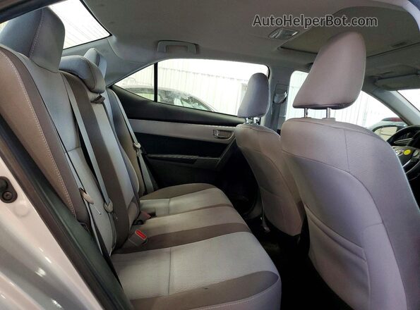 2T1BURHE0JC108160 2018 TOYOTA COROLLA Silver Vista de los asientos traseros