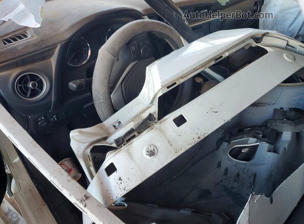 2T1BURHE0JC982296 2018 TOYOTA COROLLA White Vista del salpicadero