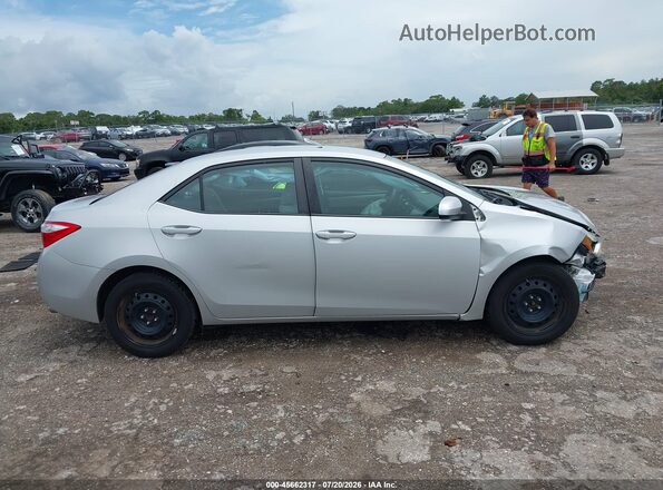 2T1BURHE1GC599489 2016 TOYOTA COROLLA Silver Widok wnętrza z tyłu