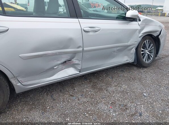 2T1BURHE1GC607705 2016 TOYOTA COROLLA Silver Դիմացի տեսք