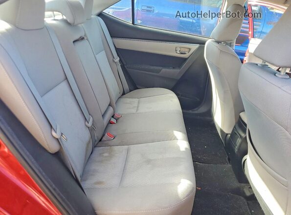 2T1BURHE1GC618039 2016 TOYOTA COROLLA Red Widok tylnych siedzeń