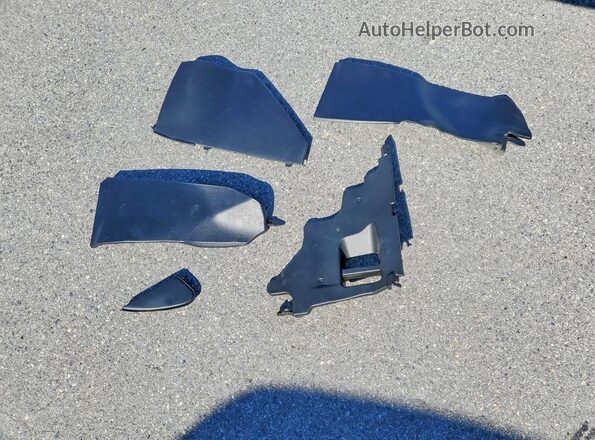 2T1BURHE1JC018063 2018 TOYOTA COROLLA Красный Вид подкапотного пространства