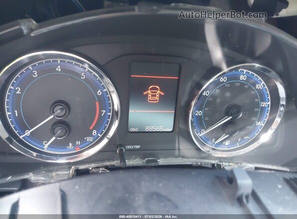 2T1BURHE1JC029449 2018 TOYOTA COROLLA White Հետևի նստատեղերի տեսք