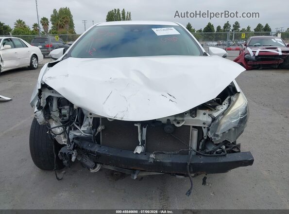 2T1BURHE1JC051743 2018 TOYOTA COROLLA White Vista frontal