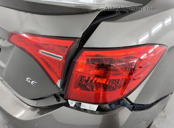 2T1BURHE1KC151200 2019 TOYOTA COROLLA Tan 