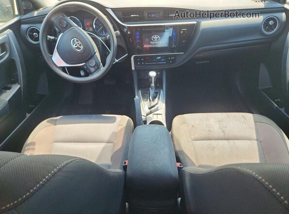 2T1BURHE2HC785785 2017 TOYOTA COROLLA Gray წინა პანელის ხედი