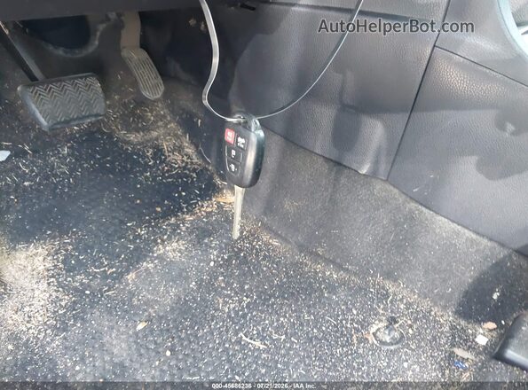 2T1BURHE2HC826786 2017 TOYOTA COROLLA Серебряный Вид панели приборов
