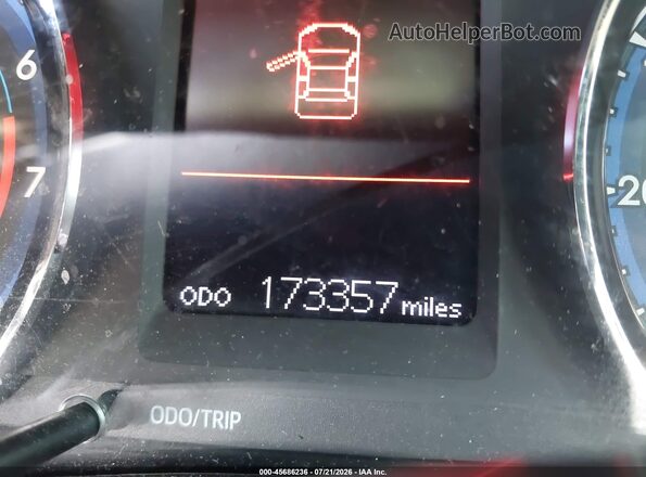 2T1BURHE2HC826786 2017 TOYOTA COROLLA Серебряный 