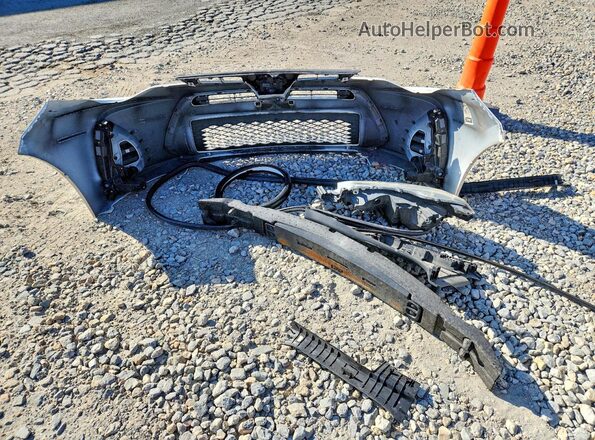2T1BURHE2HC902684 2017 TOYOTA COROLLA White Engine compartment view