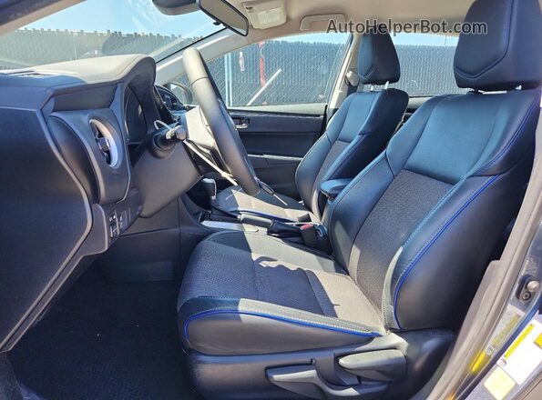 2T1BURHE2HC923776 2017 TOYOTA COROLLA Черный Вид салона спереди