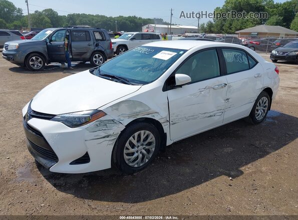 2T1BURHE2JC077199 2018 TOYOTA COROLLA White Przód lewy