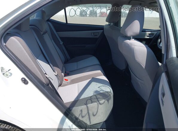 2T1BURHE2JC077199 2018 TOYOTA COROLLA White Widok naklejki z numerem VIN