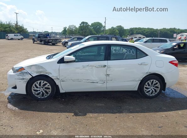 2T1BURHE2JC077199 2018 TOYOTA COROLLA White Widok wnętrza 360 stopni