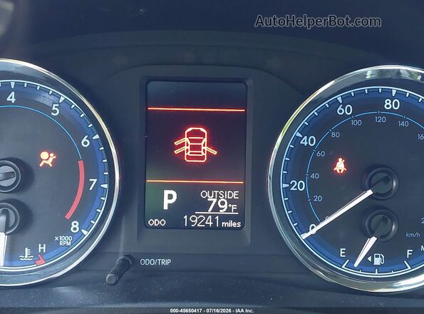 2T1BURHE2JC085139 2018 TOYOTA COROLLA Black 