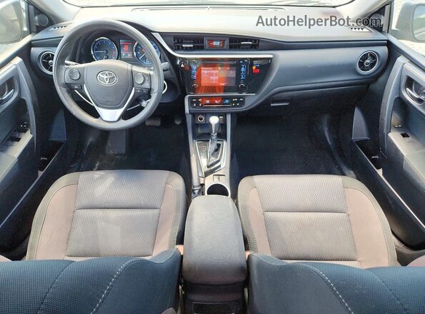2T1BURHE2KC150086 2019 TOYOTA COROLLA Silver Widok deski rozdzielczej