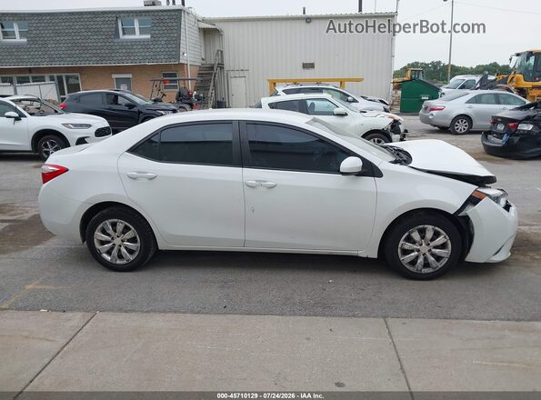 2T1BURHE3GC697648 2016 TOYOTA COROLLA White Widok wnętrza z tyłu