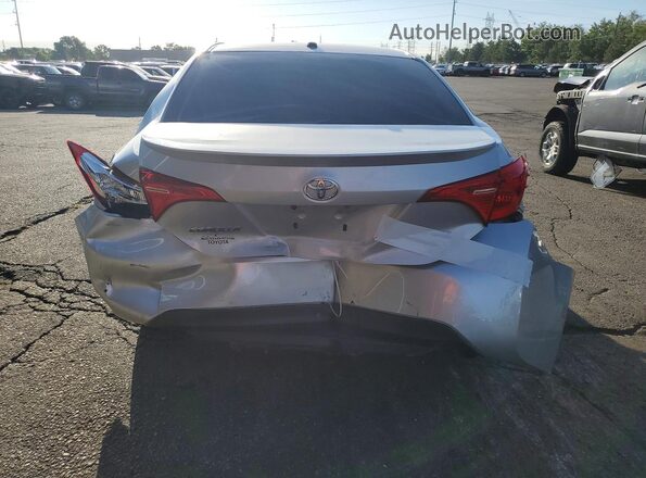 2T1BURHE3HC797315 2017 TOYOTA COROLLA Silver Widok z tyłu