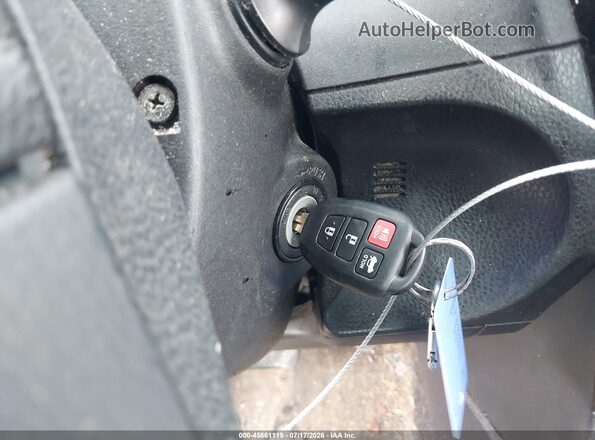 2T1BURHE3HC902662 2017 TOYOTA COROLLA Gray Вид панелі приладів