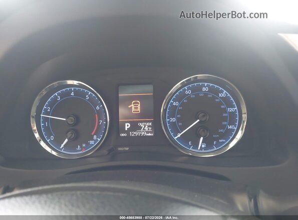 2T1BURHE3HC938030 2017 TOYOTA COROLLA Brown Vista de los asientos traseros