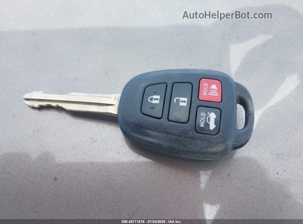 2T1BURHE3JC061450 2018 TOYOTA COROLLA Gray Vista del salpicadero