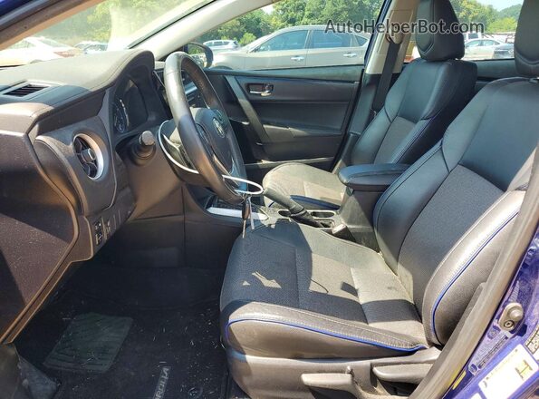2T1BURHE4HC811271 2017 TOYOTA COROLLA Blue Front interior view