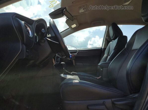 2T1BURHE4HC935282 2017 TOYOTA COROLLA Синий Вид салона спереди