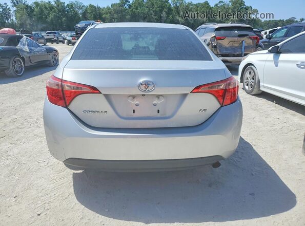 2T1BURHE4JC000737 2018 TOYOTA COROLLA Silver Widok z tyłu