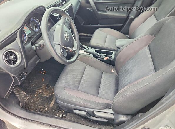 2T1BURHE4JC029042 2018 TOYOTA COROLLA Silver Սալոնի դիմացի տեսք