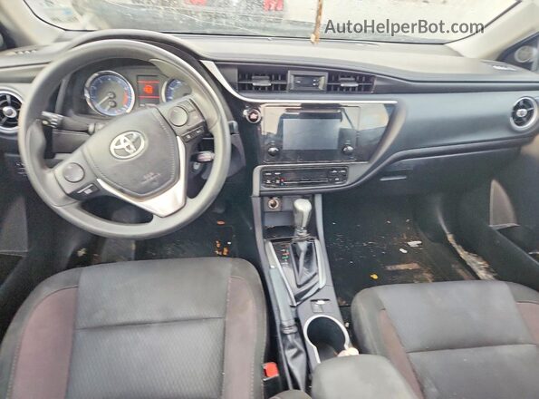 2T1BURHE4JC029042 2018 TOYOTA COROLLA Silver Առջևի վահանակի տեսք