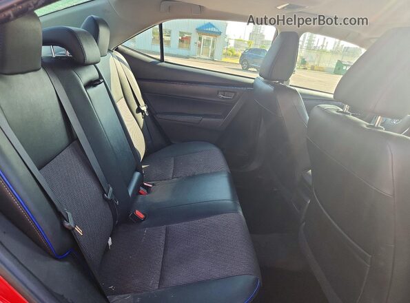 2T1BURHE4JC030160 2018 TOYOTA COROLLA Red Vista de los asientos traseros