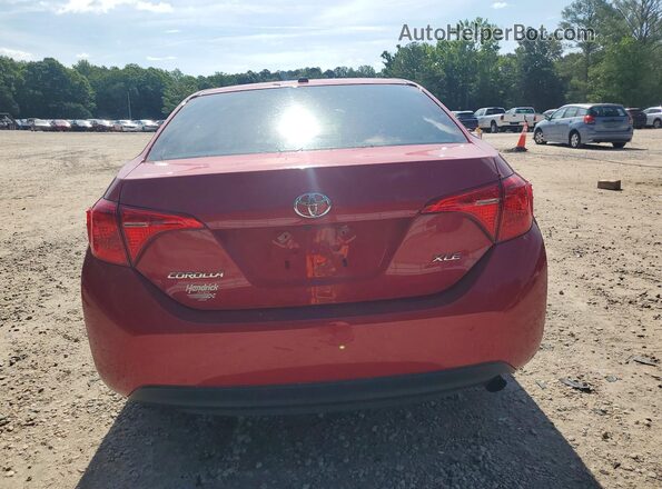 2T1BURHE4JC114995 2018 TOYOTA COROLLA Красный Вид сзади