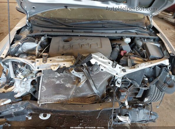 2T1BURHE4JC123308 2018 TOYOTA COROLLA Silver Rear view