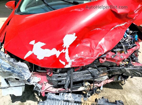 2T1BURHE4KC165320 2019 TOYOTA COROLLA Red Rear interior view