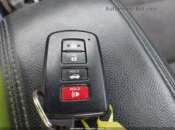 2T1BURHE5HC752361 2017 TOYOTA COROLLA White Widok deski rozdzielczej