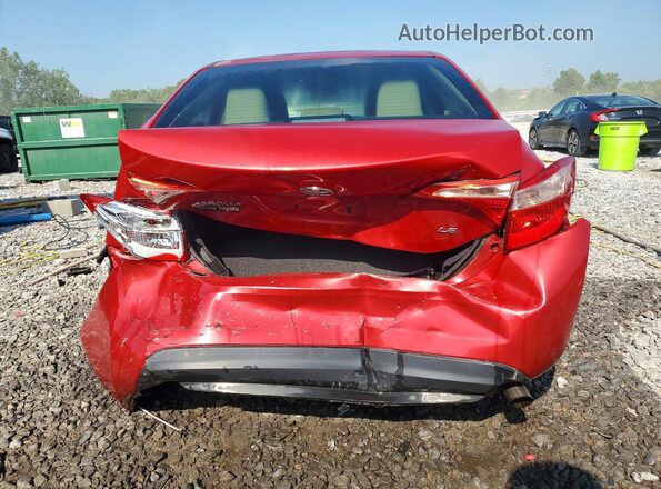 2T1BURHE5HC775350 2017 TOYOTA COROLLA Red Widok z tyłu