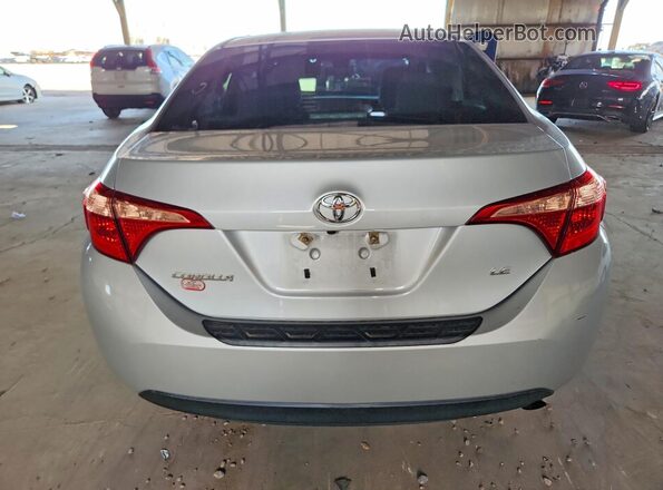 2T1BURHE5HC806113 2017 TOYOTA COROLLA Silver Vista trasera