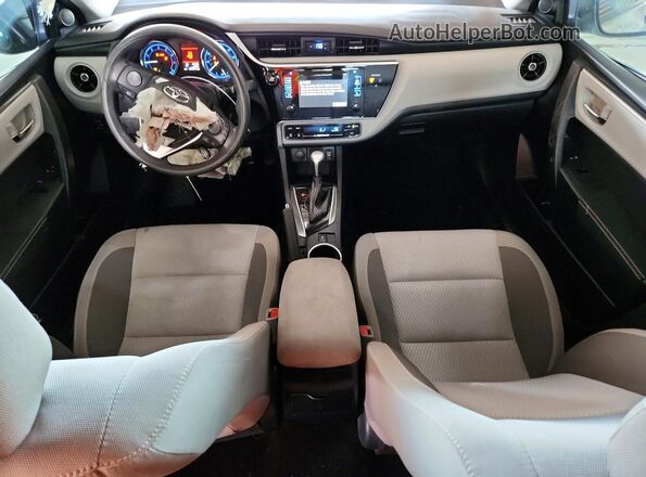 2T1BURHE5HC806113 2017 TOYOTA COROLLA Silver Vista del salpicadero