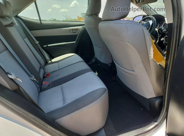 2T1BURHE5HC818102 2017 TOYOTA COROLLA Silver Vista de los asientos traseros