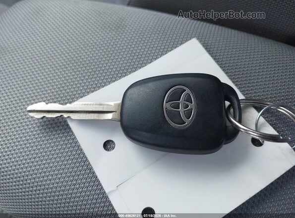2T1BURHE5HC849494 2017 TOYOTA COROLLA Красный Вид панели приборов