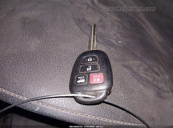 2T1BURHE5HC895794 2017 TOYOTA COROLLA Brown Вид панелі приладів
