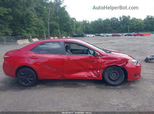 2T1BURHE5HC937753 2017 TOYOTA COROLLA Red Widok wnętrza z tyłu