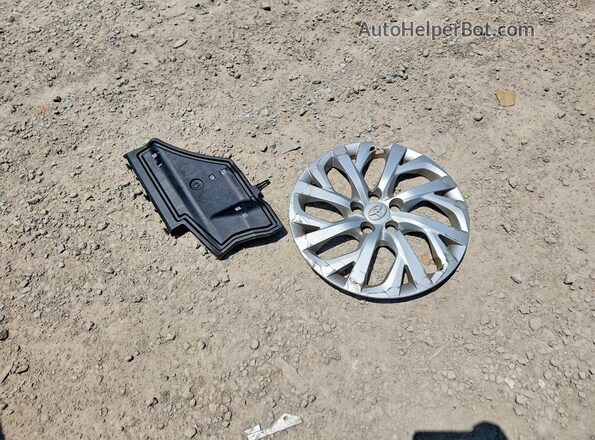2T1BURHE5HC959266 2017 TOYOTA COROLLA Белый Вид подкапотного пространства