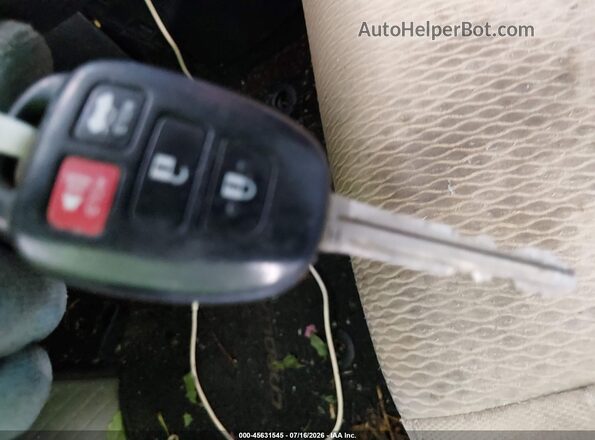 2T1BURHE5JC009477 2018 TOYOTA COROLLA Серый Вид панели приборов