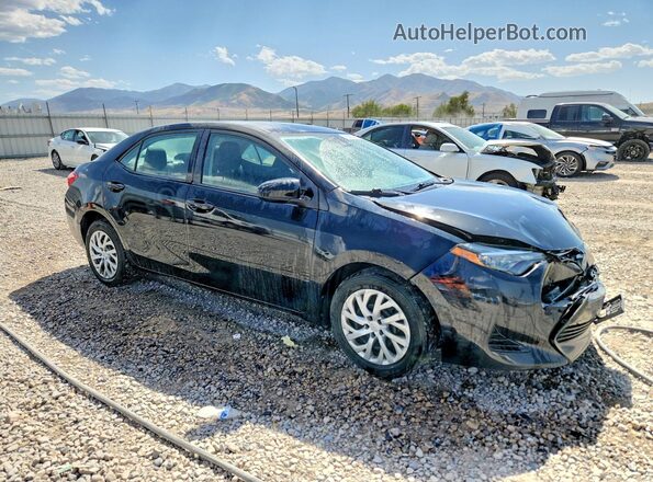 2T1BURHE5JC035898 2018 TOYOTA COROLLA Черный Передняя правая четверть