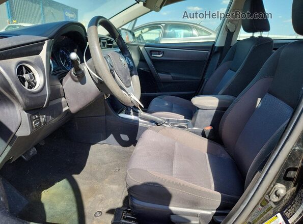 2T1BURHE5JC035898 2018 TOYOTA COROLLA Черный Вид салона спереди